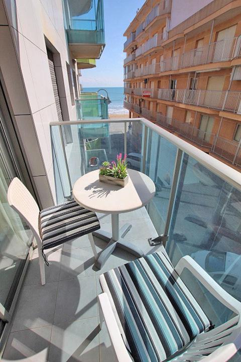 Apartamento 10 Marjal Playa Centro De Guardamar Guardamar del Segura Dış mekan fotoğraf